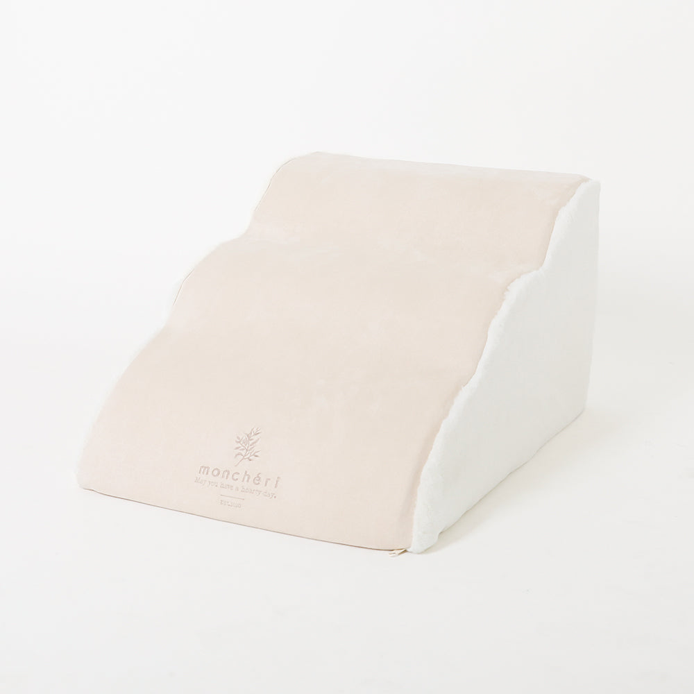 第一个斜坡楼梯