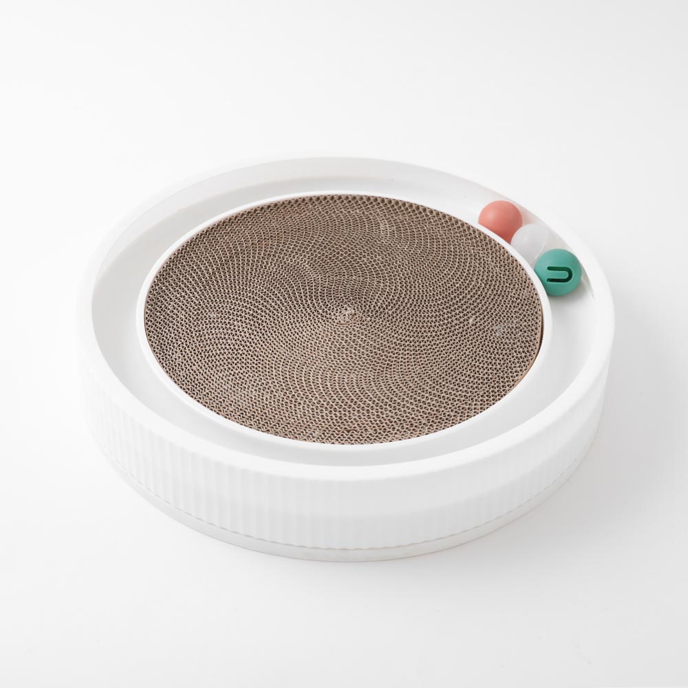 带圆滚滚球的圆指甲磨