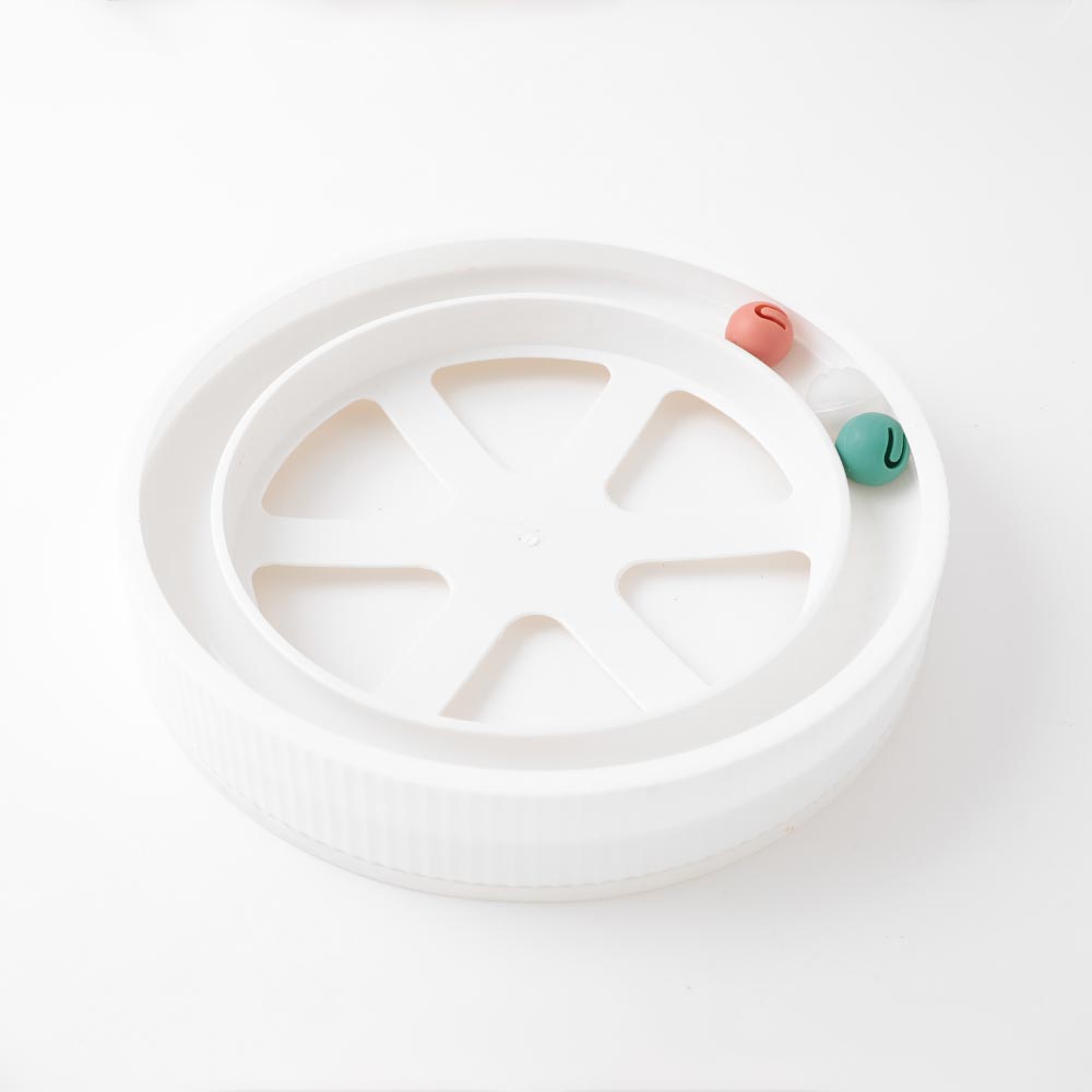 带圆滚滚球的圆指甲磨