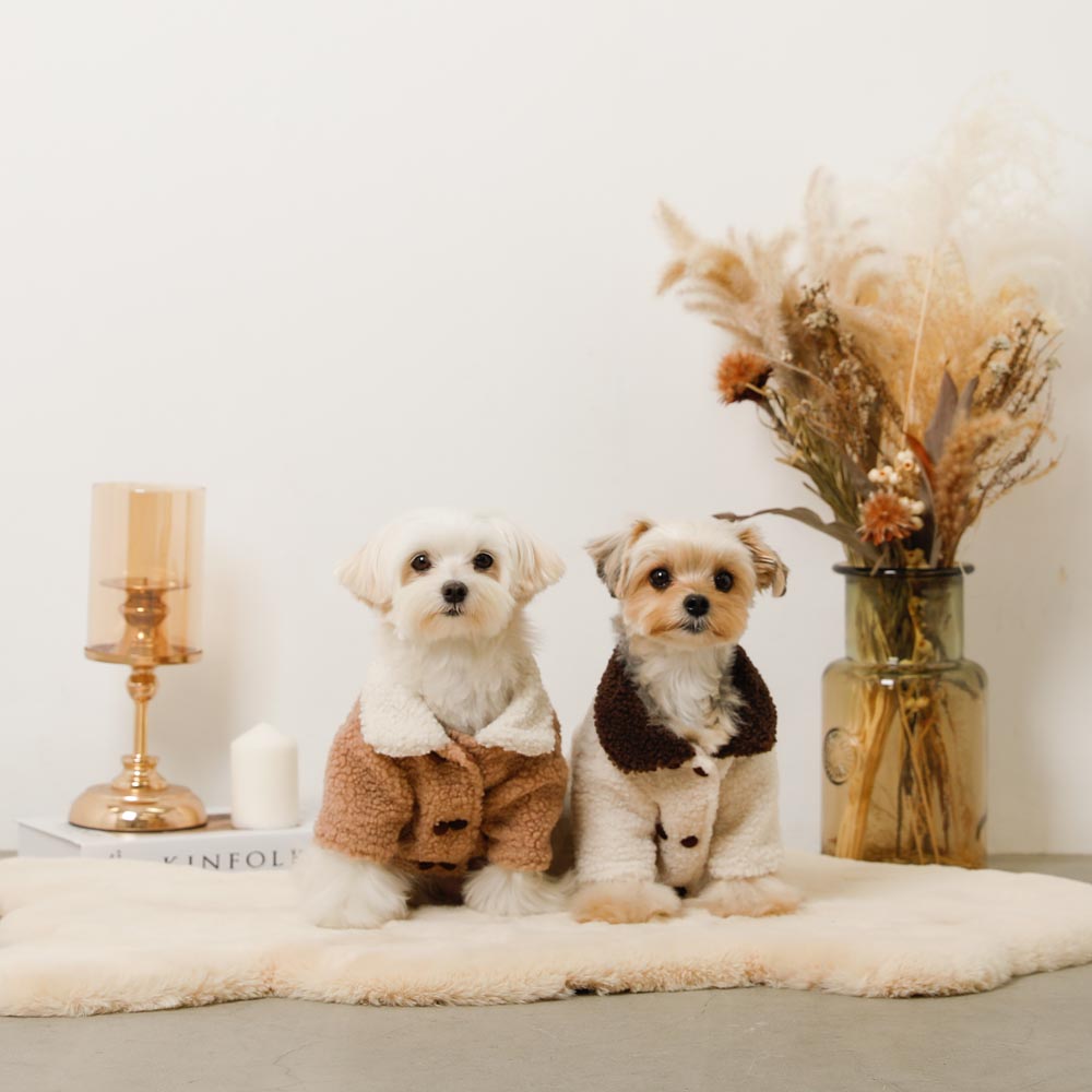 Double button round collar boa jacket