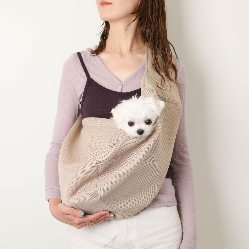 Cooling sensation adjustable mesh sling