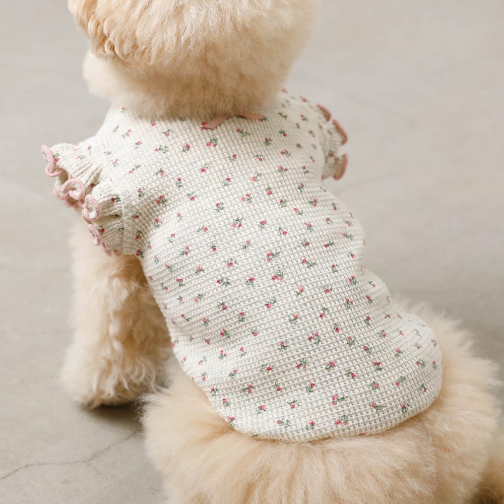 冷感小花柄ショルダーメローフリルトップス