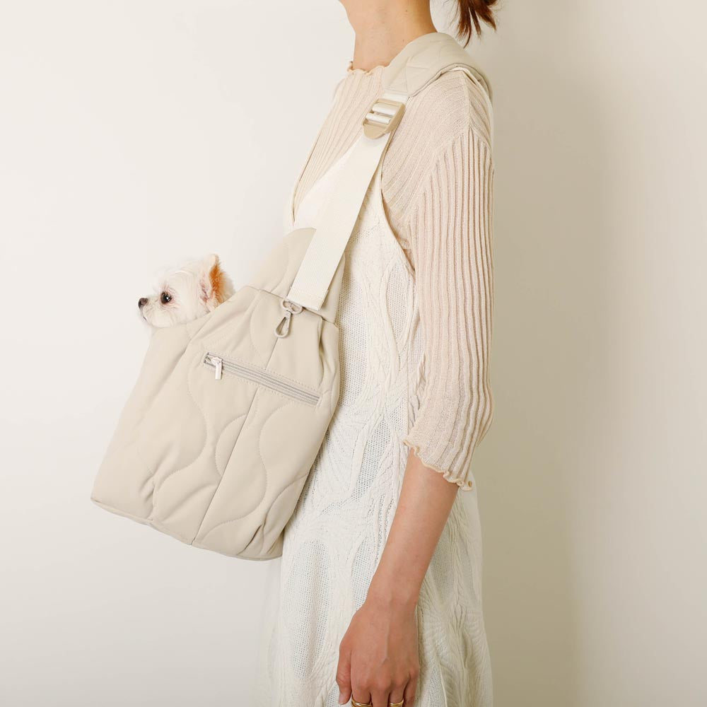 キルティングコンパクトスリングバッグ