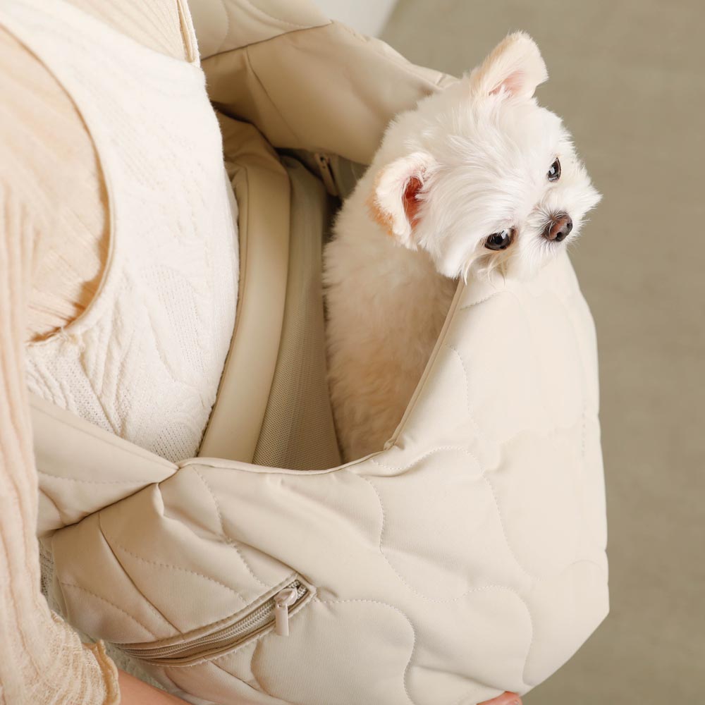 キルティングコンパクトスリングバッグ