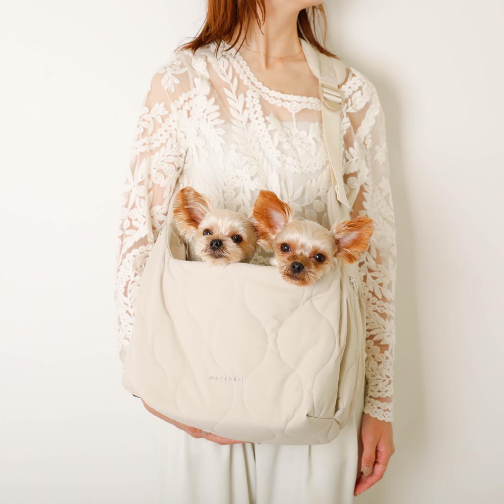 キルティングコンパクトスリングバッグ