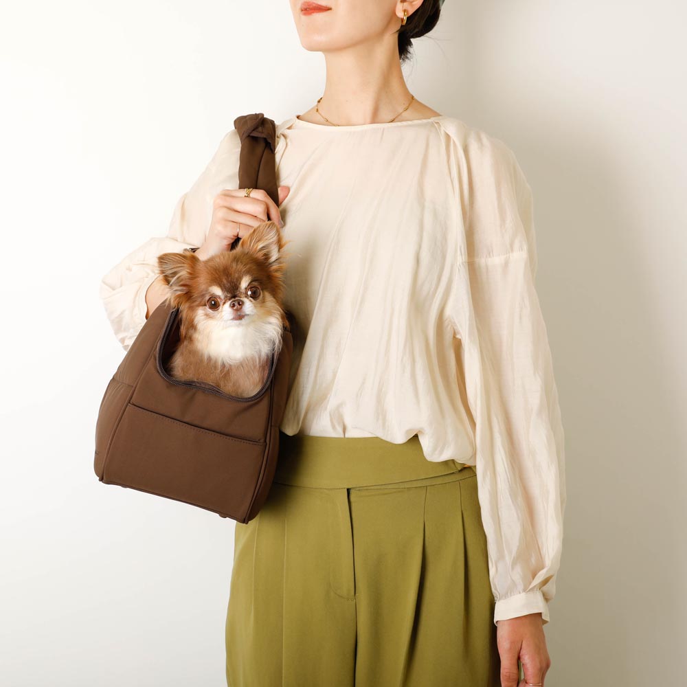 ふっくらキルティング軽量撥水ペットトートバッグ【名入れ刺繍対応】