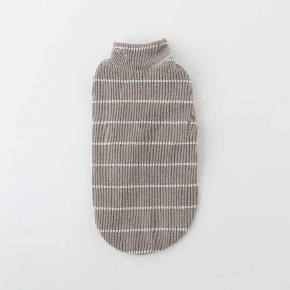 Chalk border ribbed high neck tops