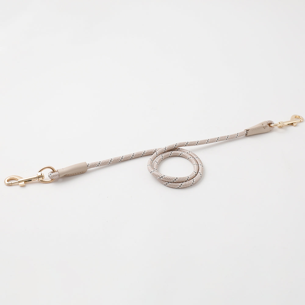 Mixed color reflective splicing lead