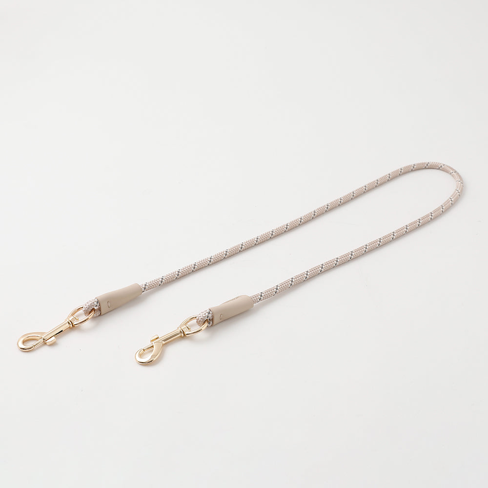 Mixed color reflective splicing lead