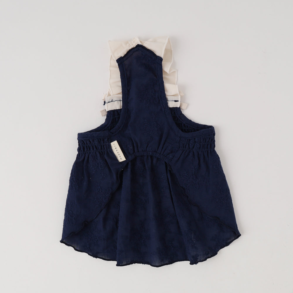Cool ribbon gathered embroidery dress