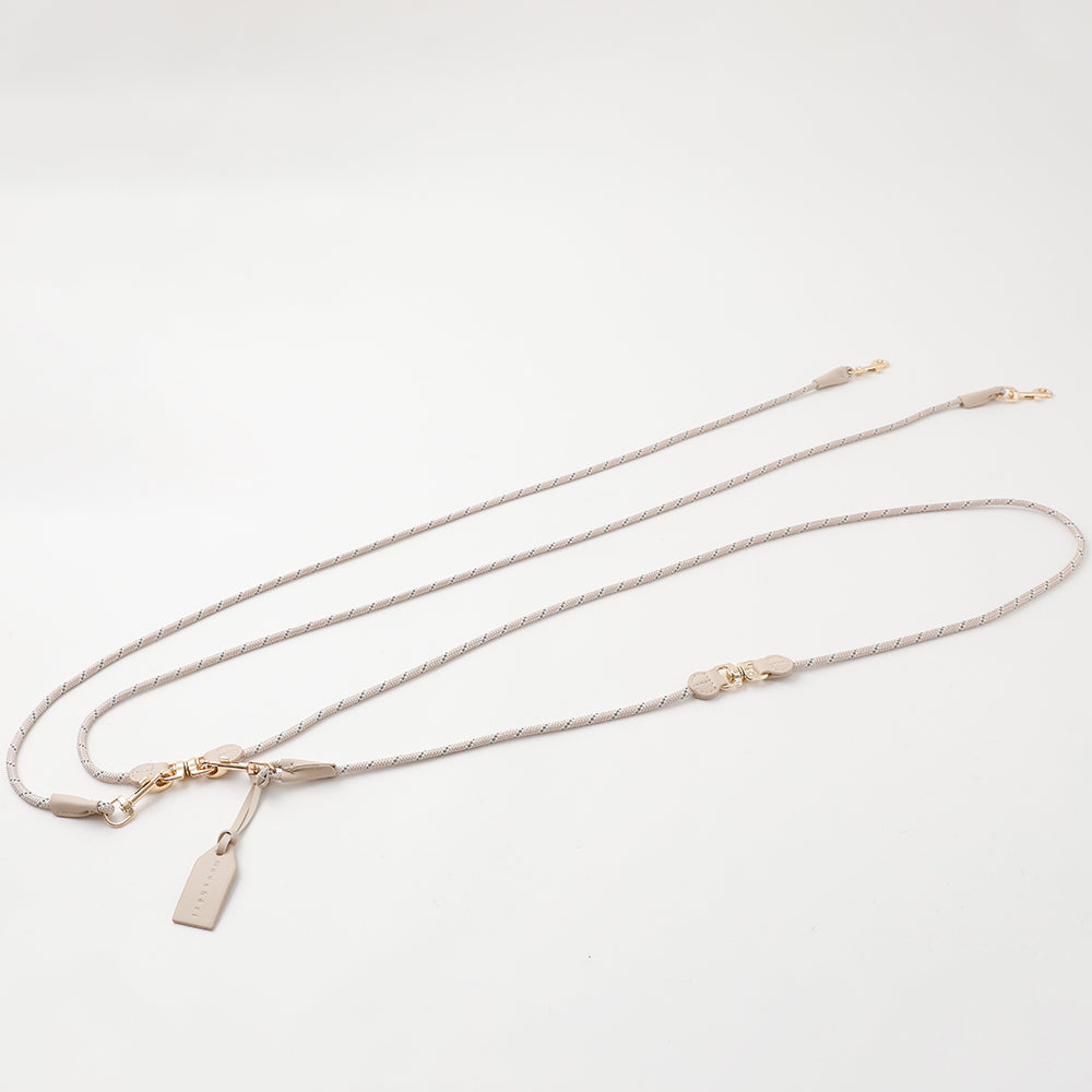 Mixed color reflective splicing lead