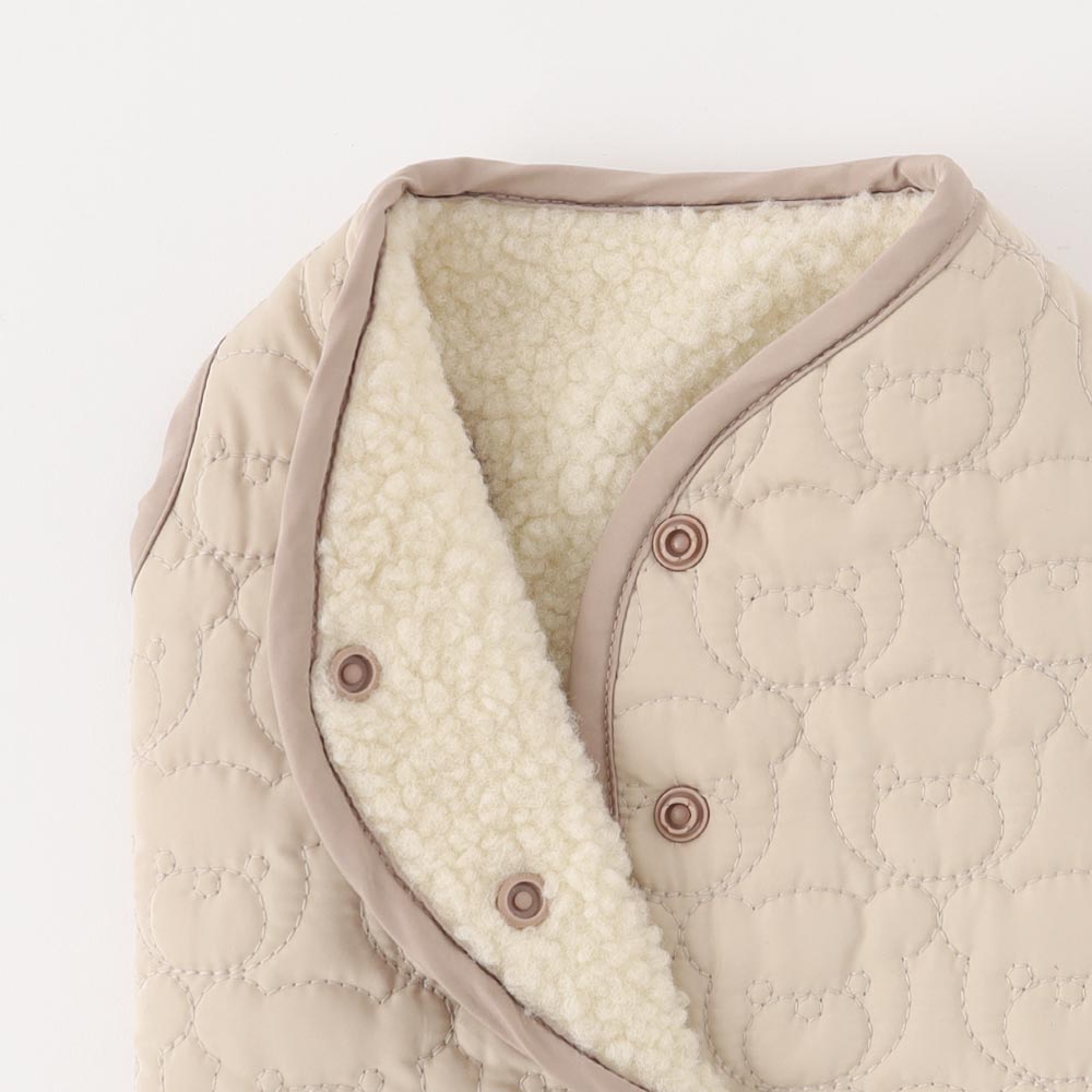 Reversible boa bear quilted jacket