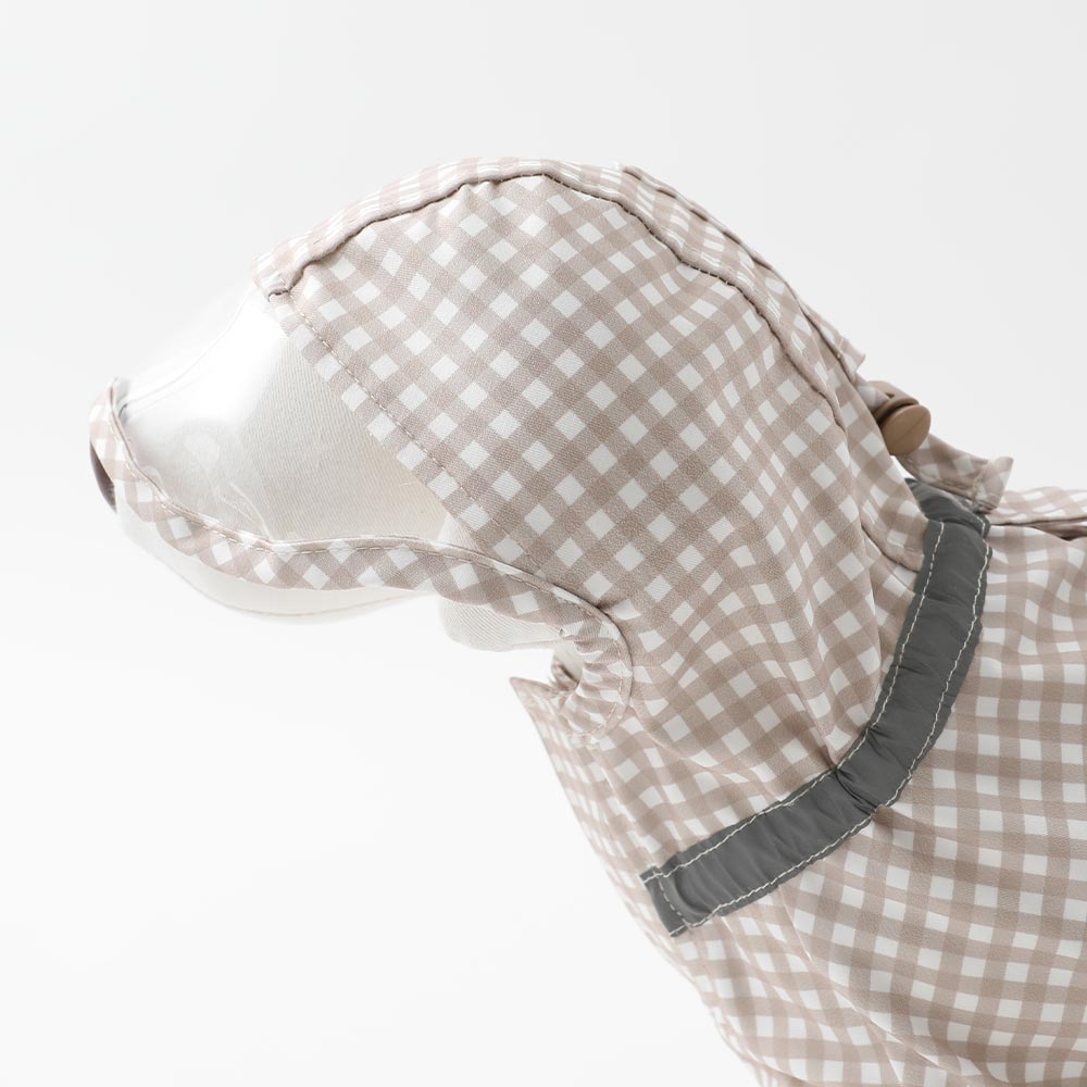 Water repellent gingham check raincoat