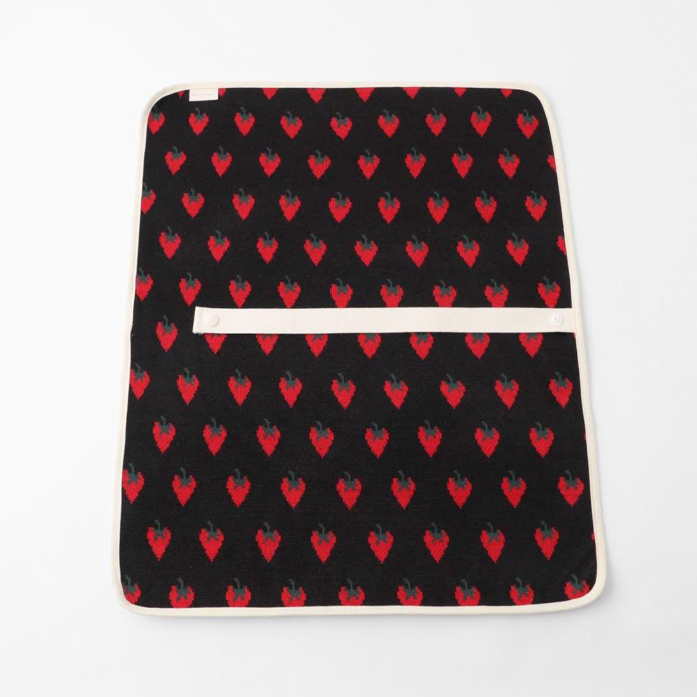 Strawberry cafe mat [Compatible with name embroidery]