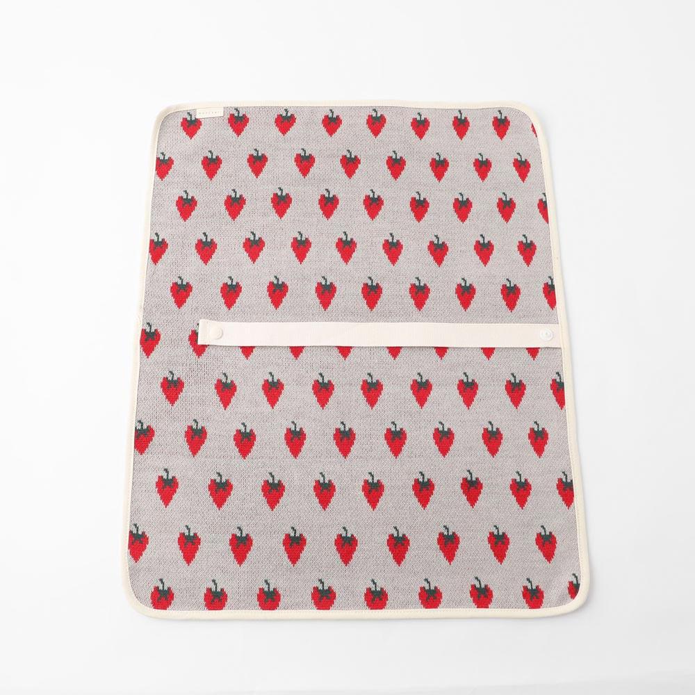 Strawberry cafe mat [Compatible with name embroidery]
