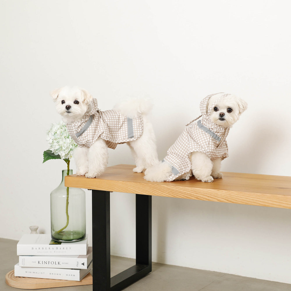Water repellent gingham check raincoat