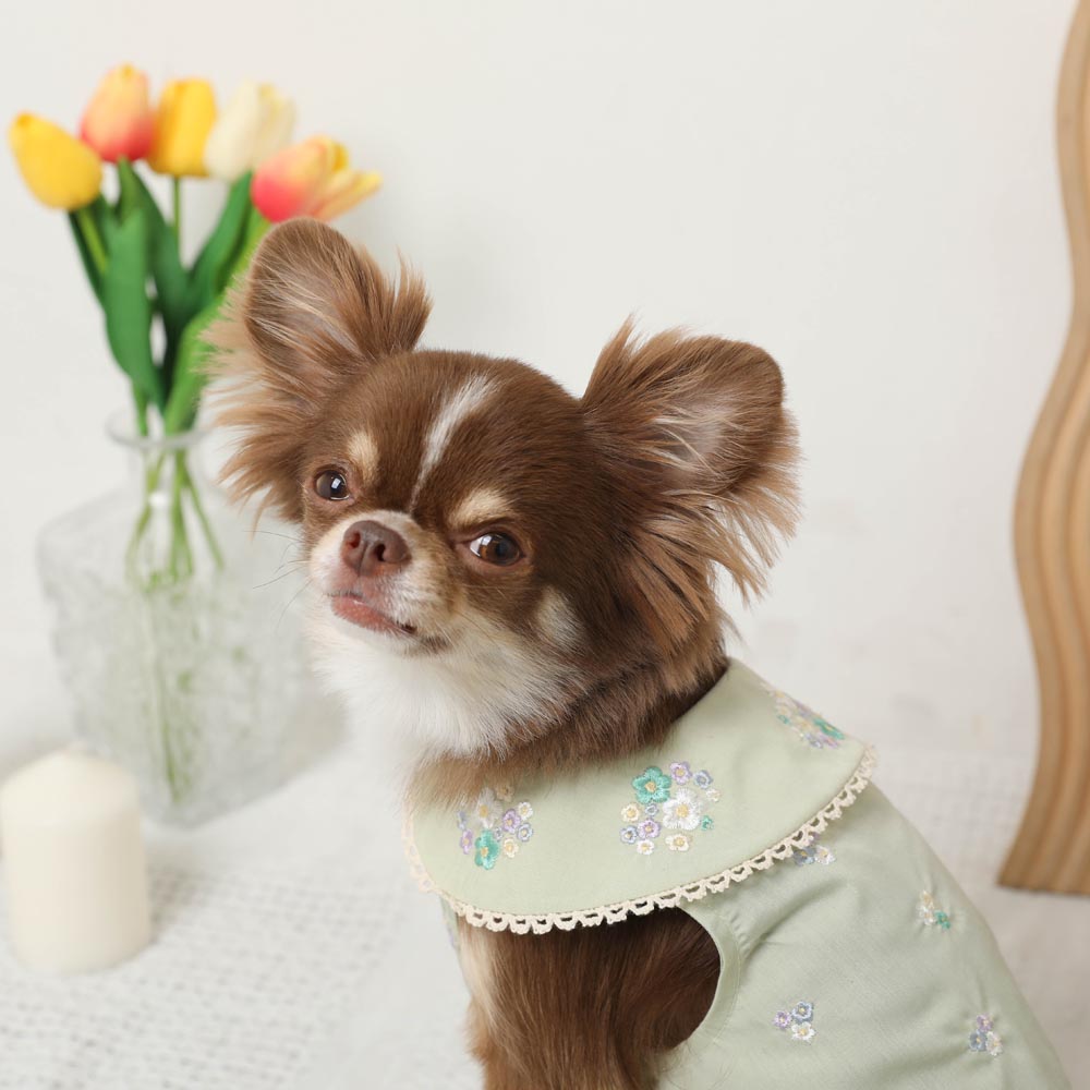 Cold feeling insect repellent flower embroidery sleeveless dress [cold pack compatible]