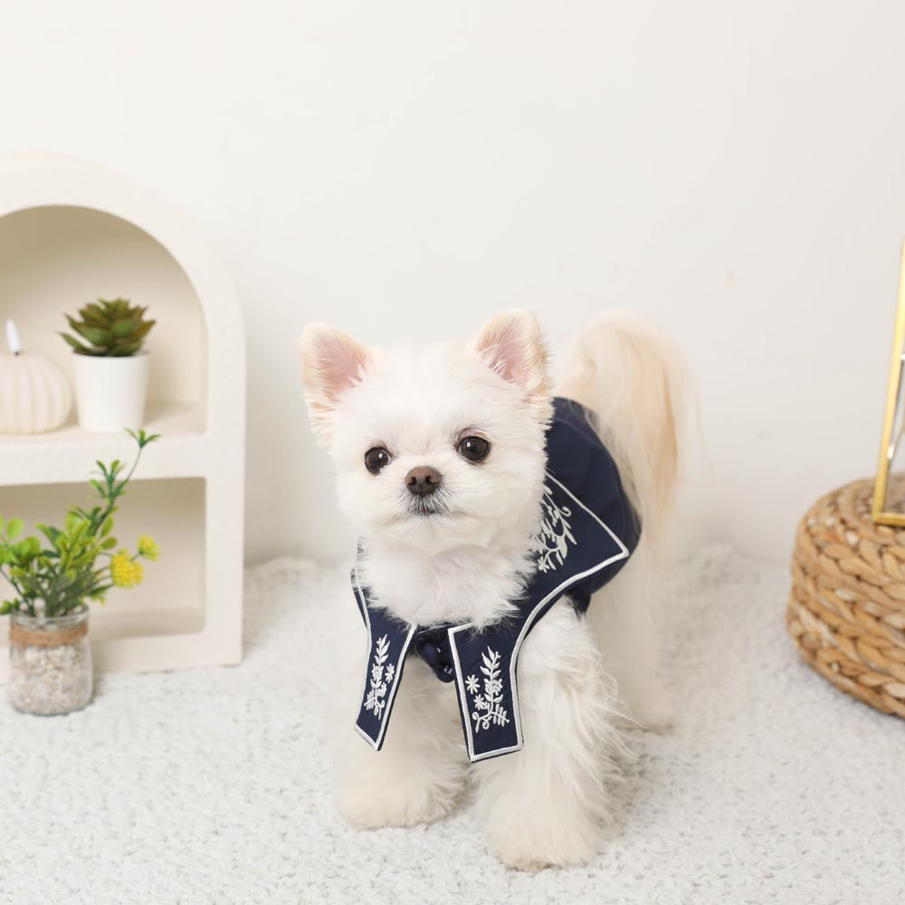 ブヒブヒ犬様。日本橋竺仙 華やかな綿縮 秋草に雪輪 広襟 セーラーカラーフラワー刺繍ワンピ【保冷剤対応】