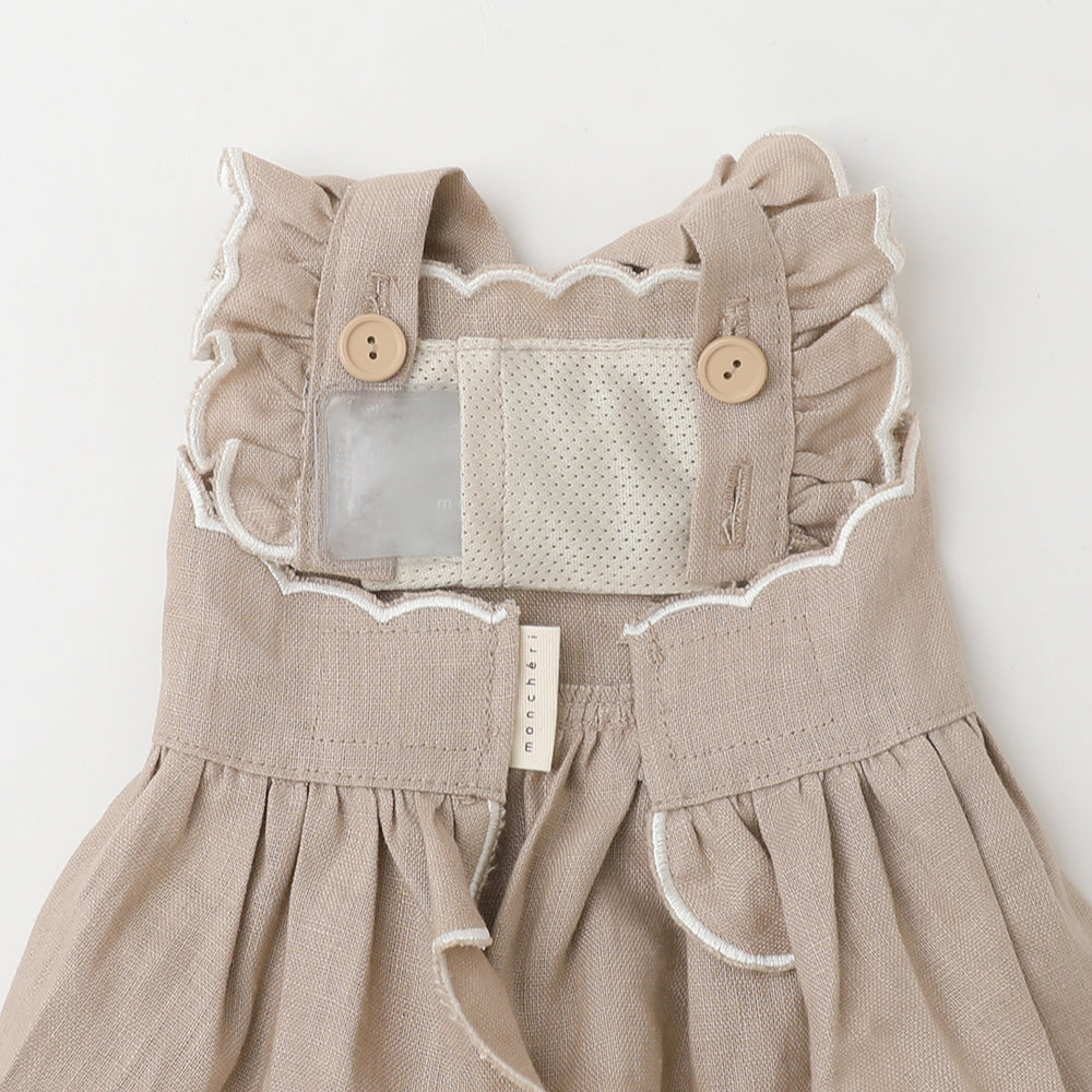 Cool strawberry pattern embroidered scalloped dress [cold pack compatible]