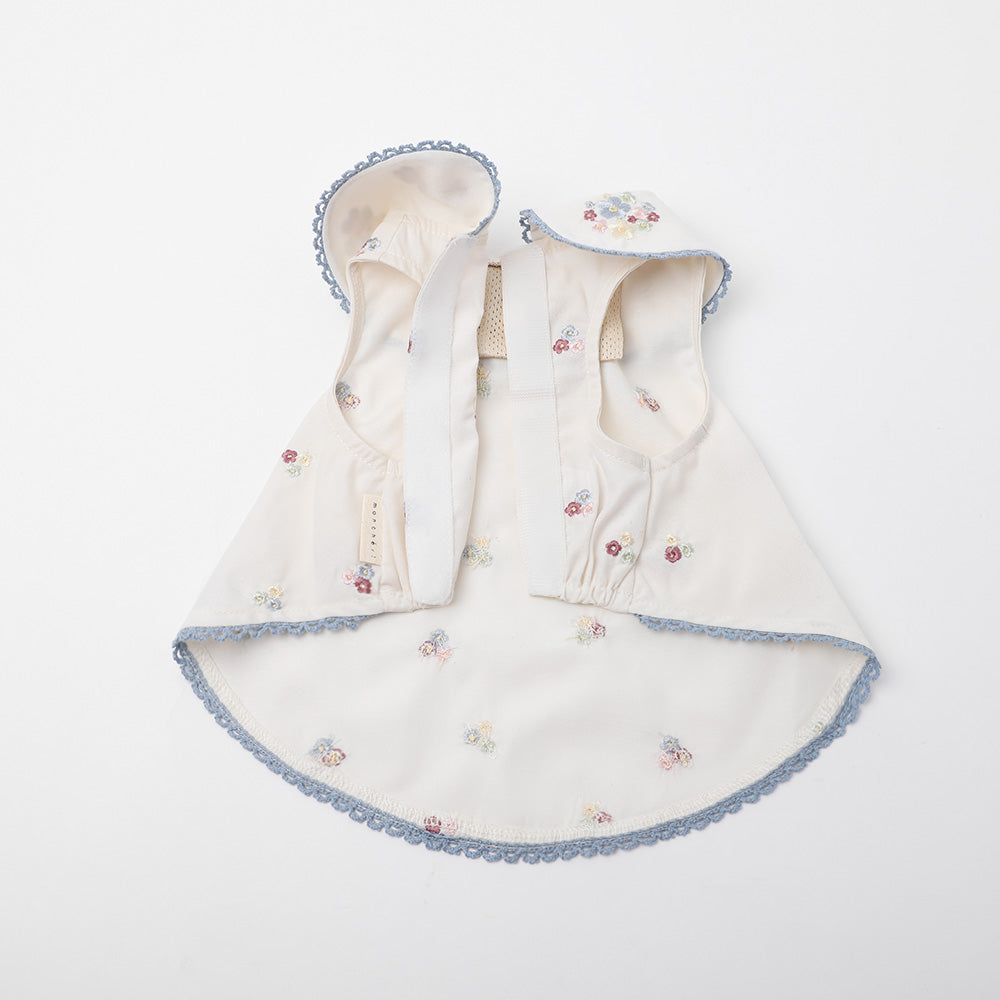 Cold feeling insect repellent flower embroidery sleeveless dress [cold pack compatible]