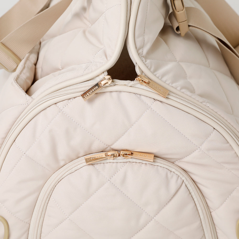 Quilted Triangle Drive Pet Bag