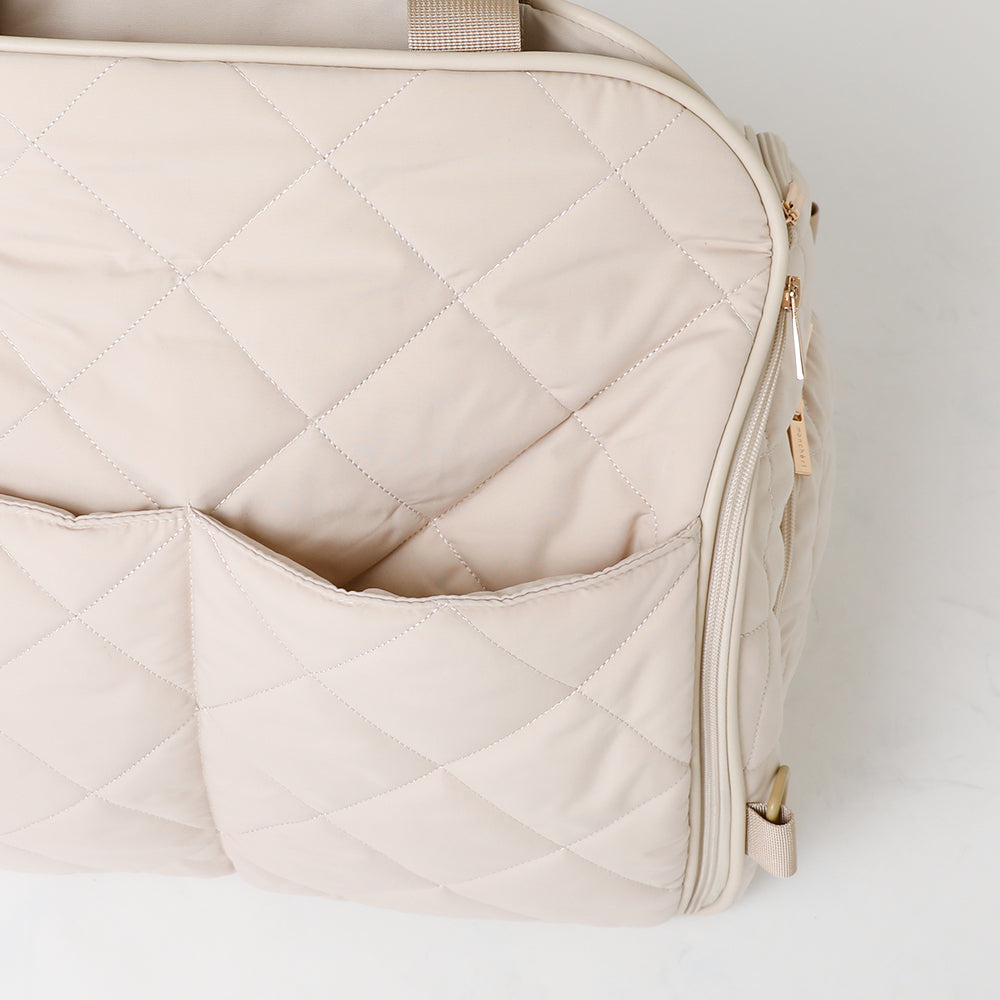 Quilted Triangle Drive Pet Bag