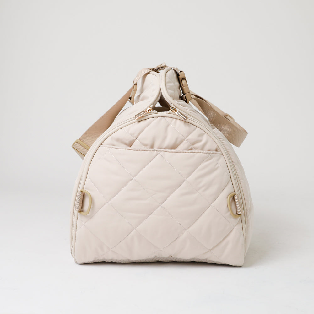 Quilted Triangle Drive Pet Bag