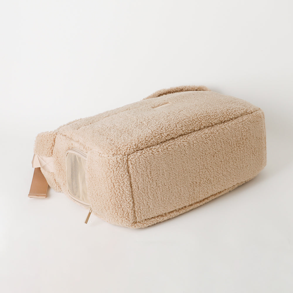 Boa sling bag with cushion