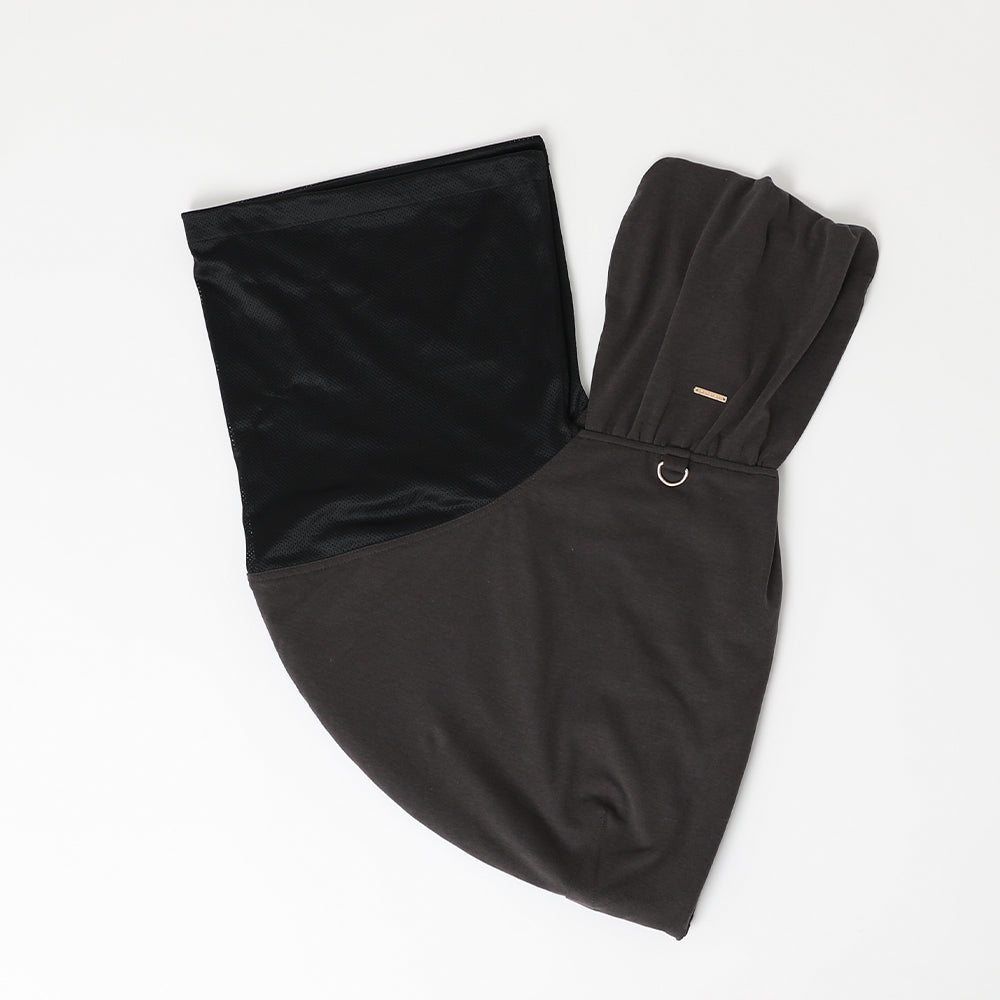 Size adjustable fleece sling with mesh