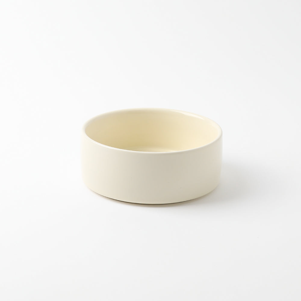 Wood ball base single food bowl