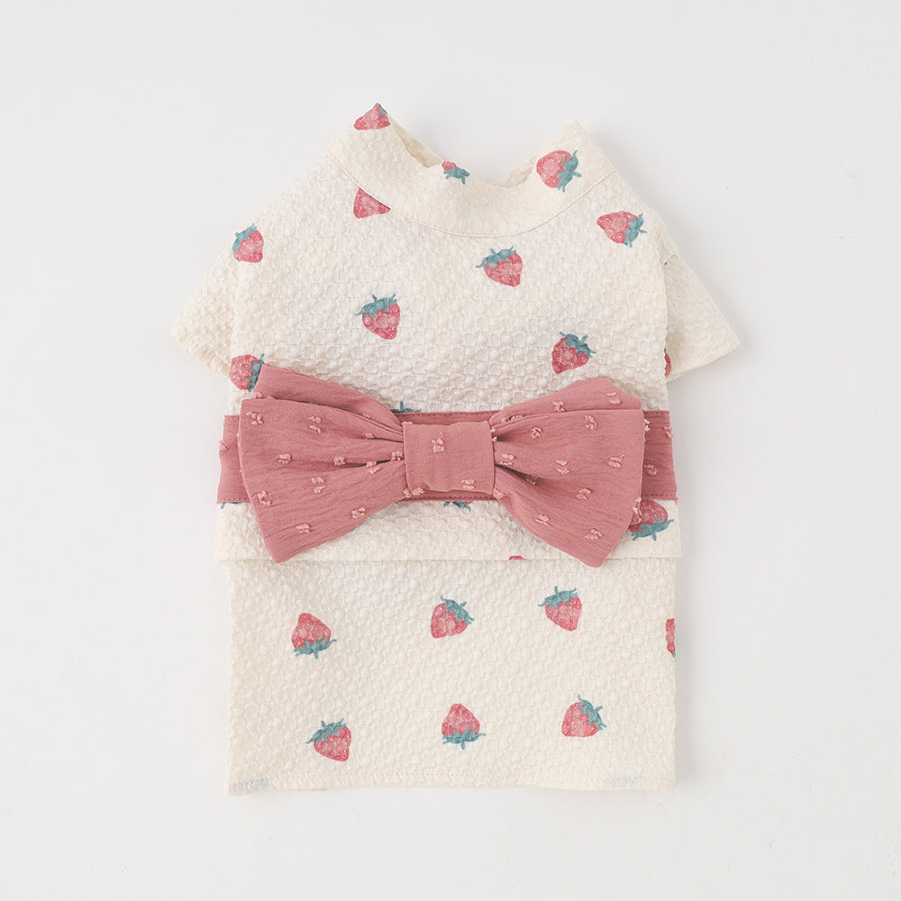 Cool watercolor strawberry pattern yukata