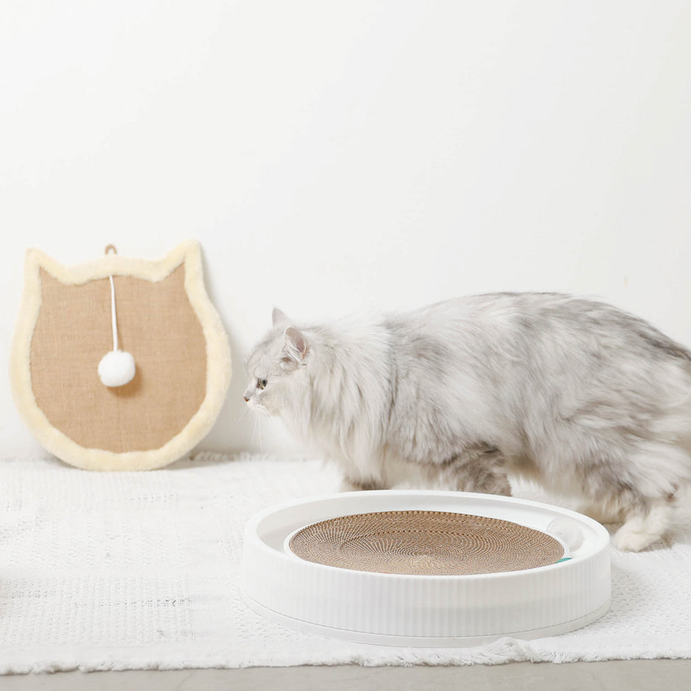 ねこ型壁掛け爪とぎマット