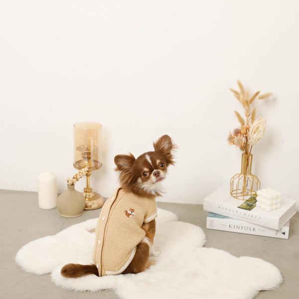 リスさん刺繍ニットベスト