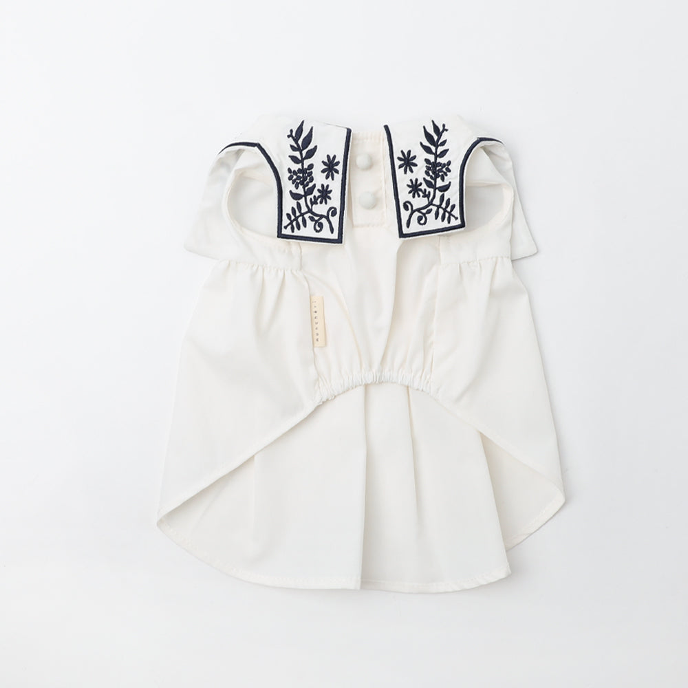 Sailor color flower embroidery dress [ice pack compatible]