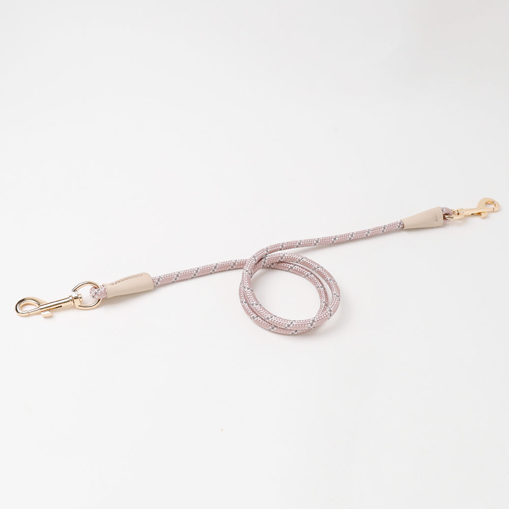 Mixed color reflective splicing lead
