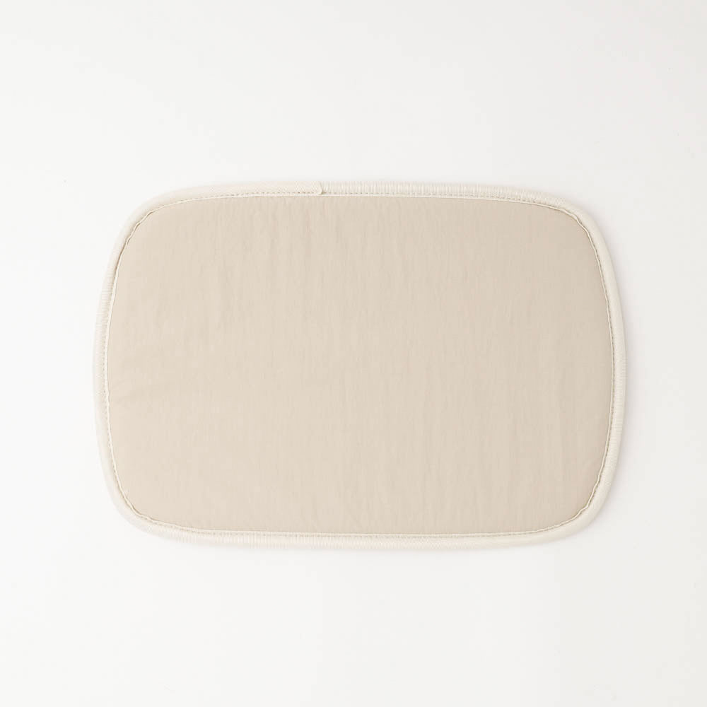 キルティングコンパクトスリングバッグ