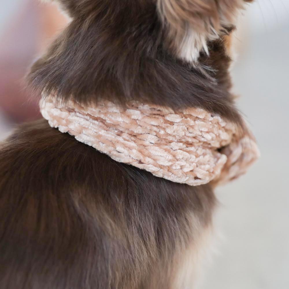 handmade pom pom muffler