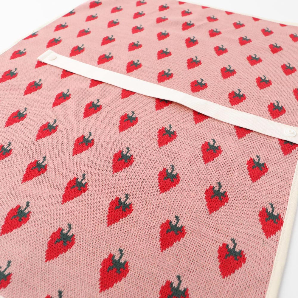 ご確認用　バスケットいちご　　カフェマット いちごカフェマット【名入れ刺繍対応】