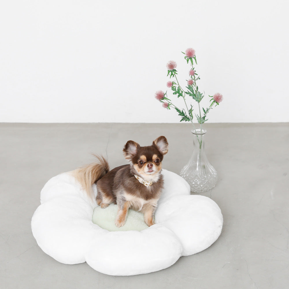 fur flower cushion bed