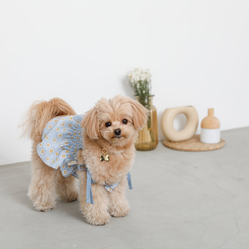Daisy pattern gathered cami tops