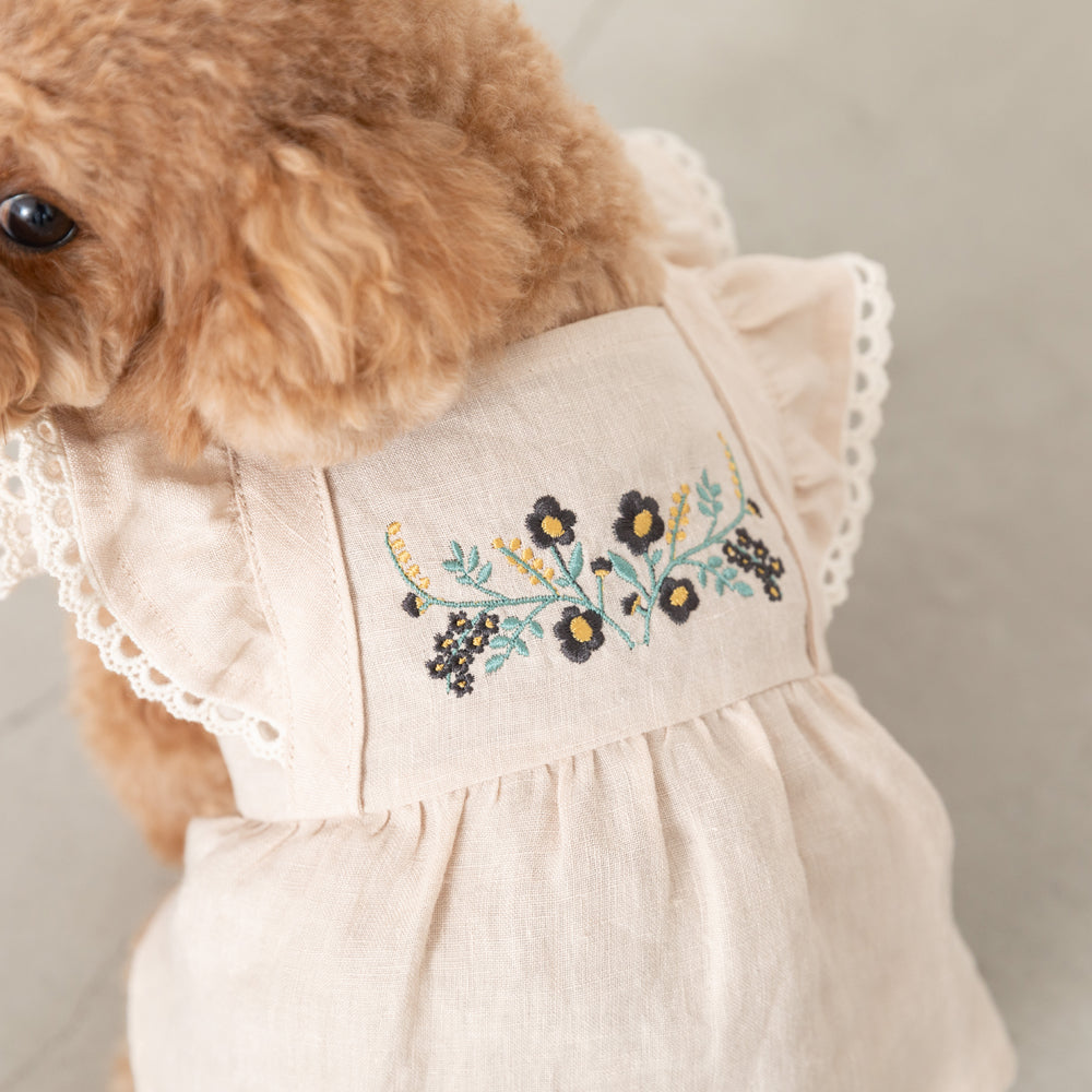 刺繍フラワーリネンワンピース