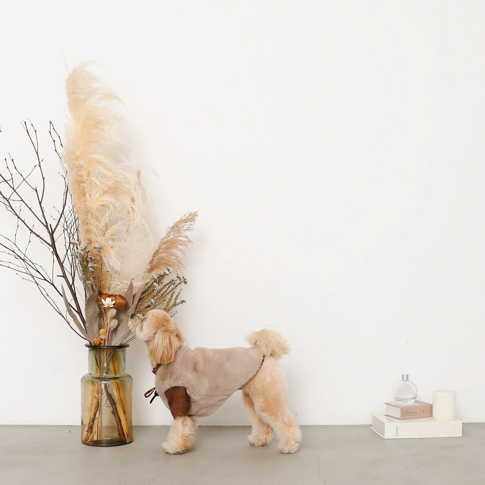 fur vest with ribbon