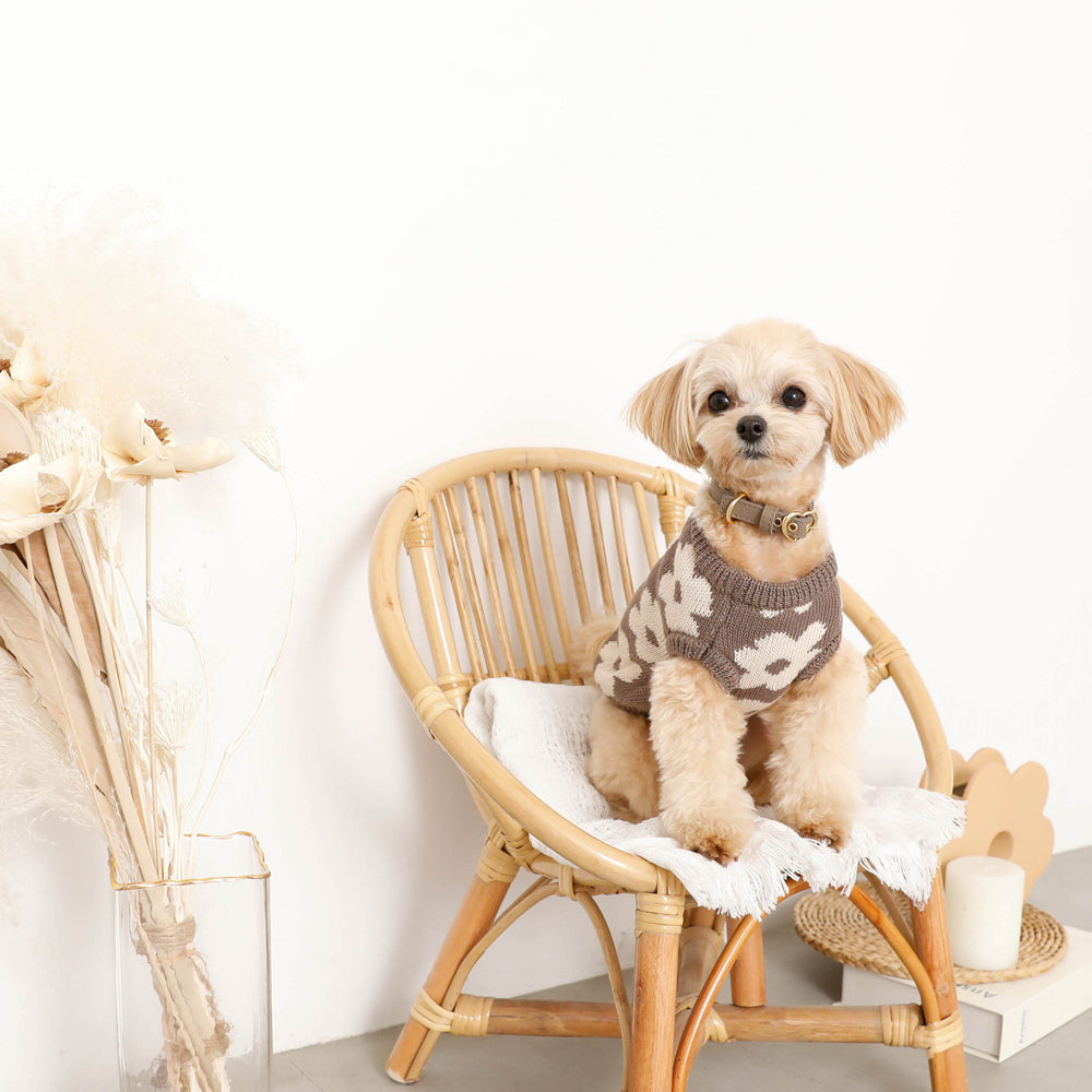 ムチャチャ　犬　花柄　ベスト サスティナブルフラワーニットベスト