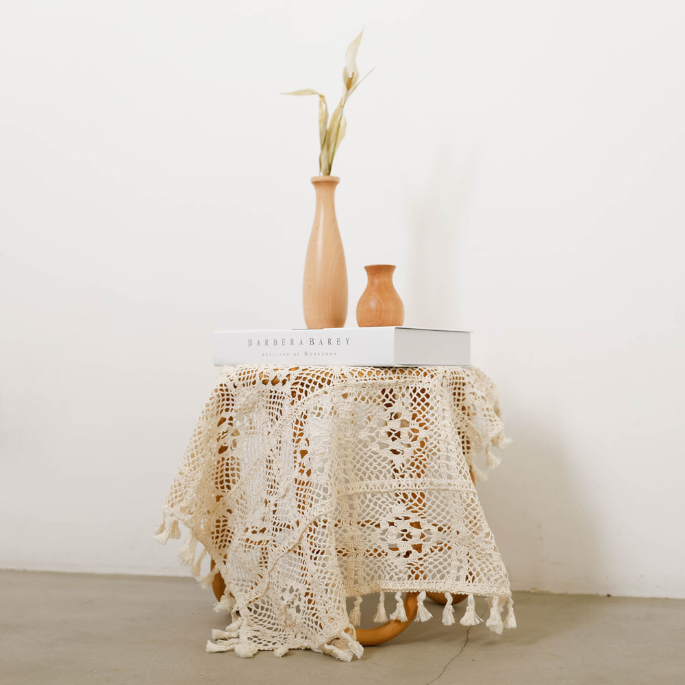 Wood tall flower base for dried flowers