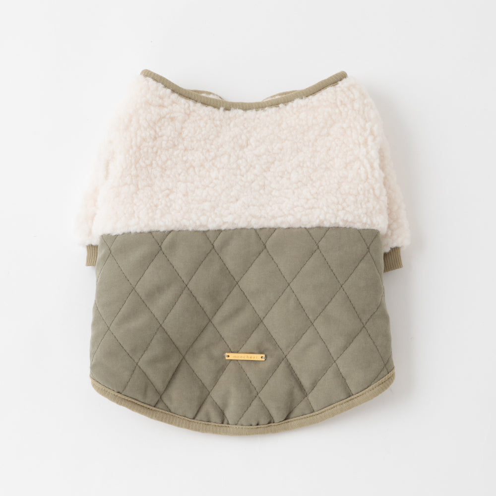Quilted boa switching jacket