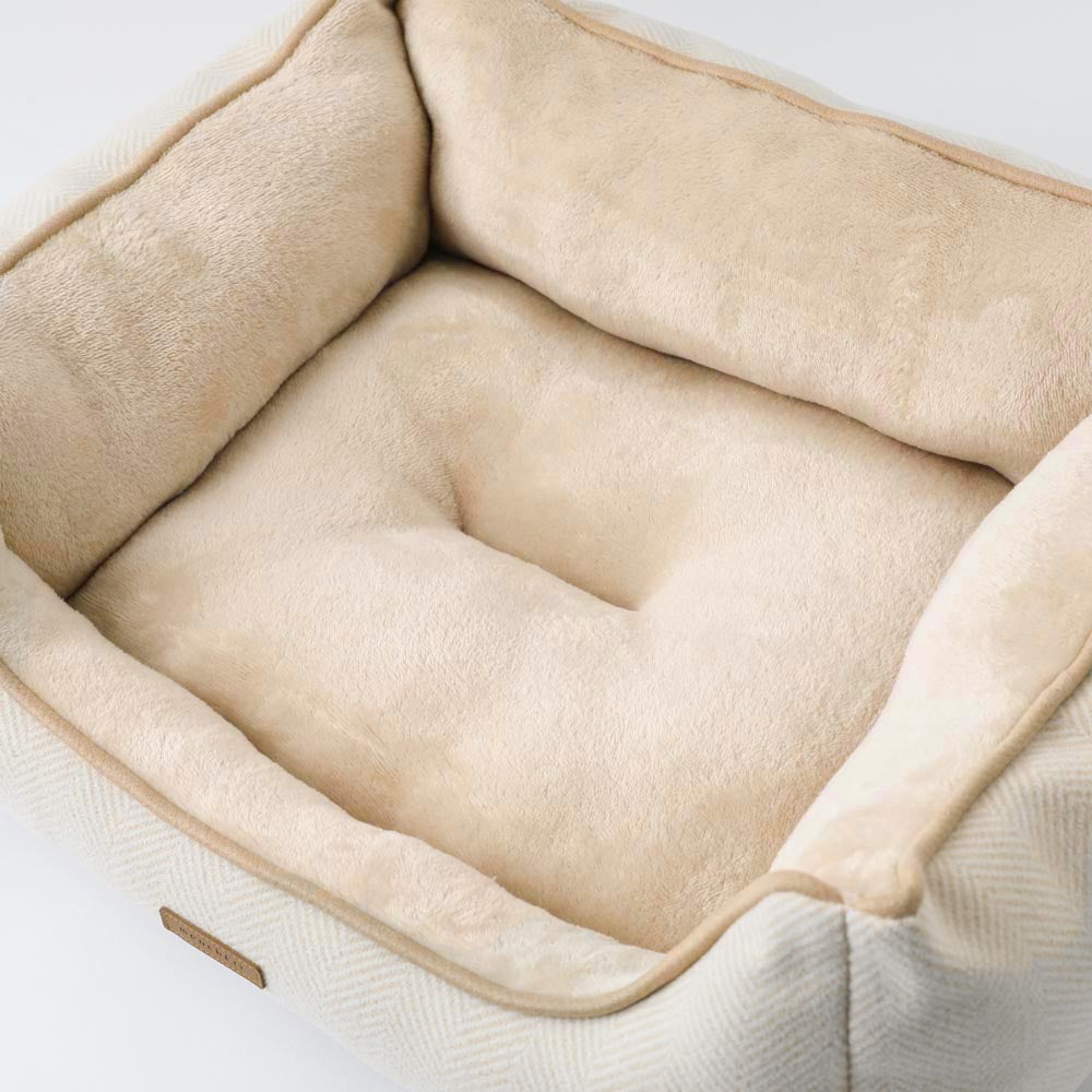 herringbone cushion bed